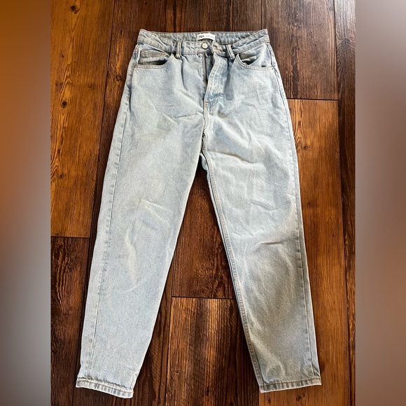 Zara Lightwash Denim Jeans - Picture 3 of 3